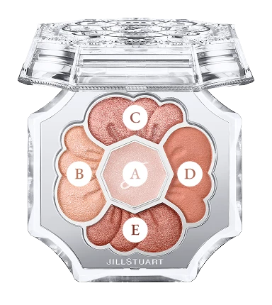 ヘア＆メイクアップアーティスト 岡田知子がオススメするメイクアップ術で説明のために使用するジルスチュアート　ドレスドブルーム アイズ03 marigold chiffon の商品画像　パレット中央がA、9時の方向がB、12時の方向がC、3時の方向がD、6時の方向がEで構成されています。