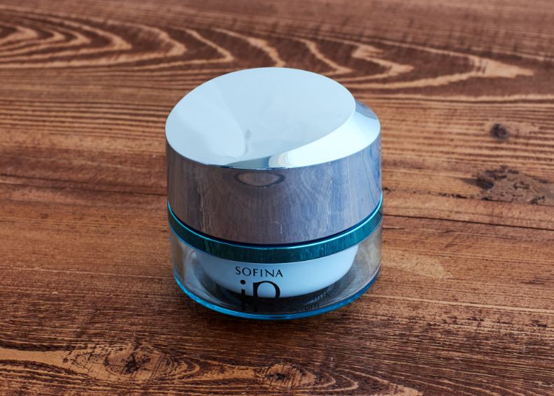 インターリンク セラム 毛穴の目立たない澄んだうるおい肌へ