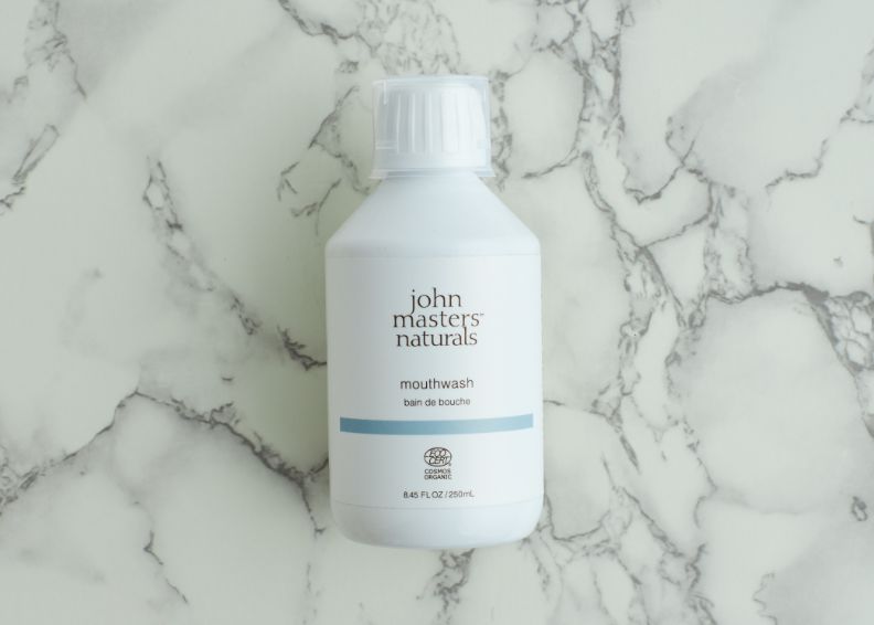 マウスウォッシュ