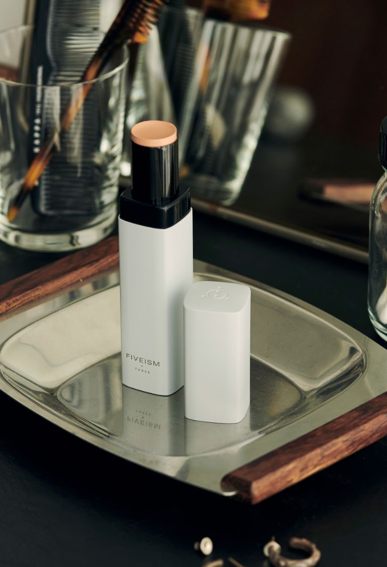 ネイキッドコンプレクション バー