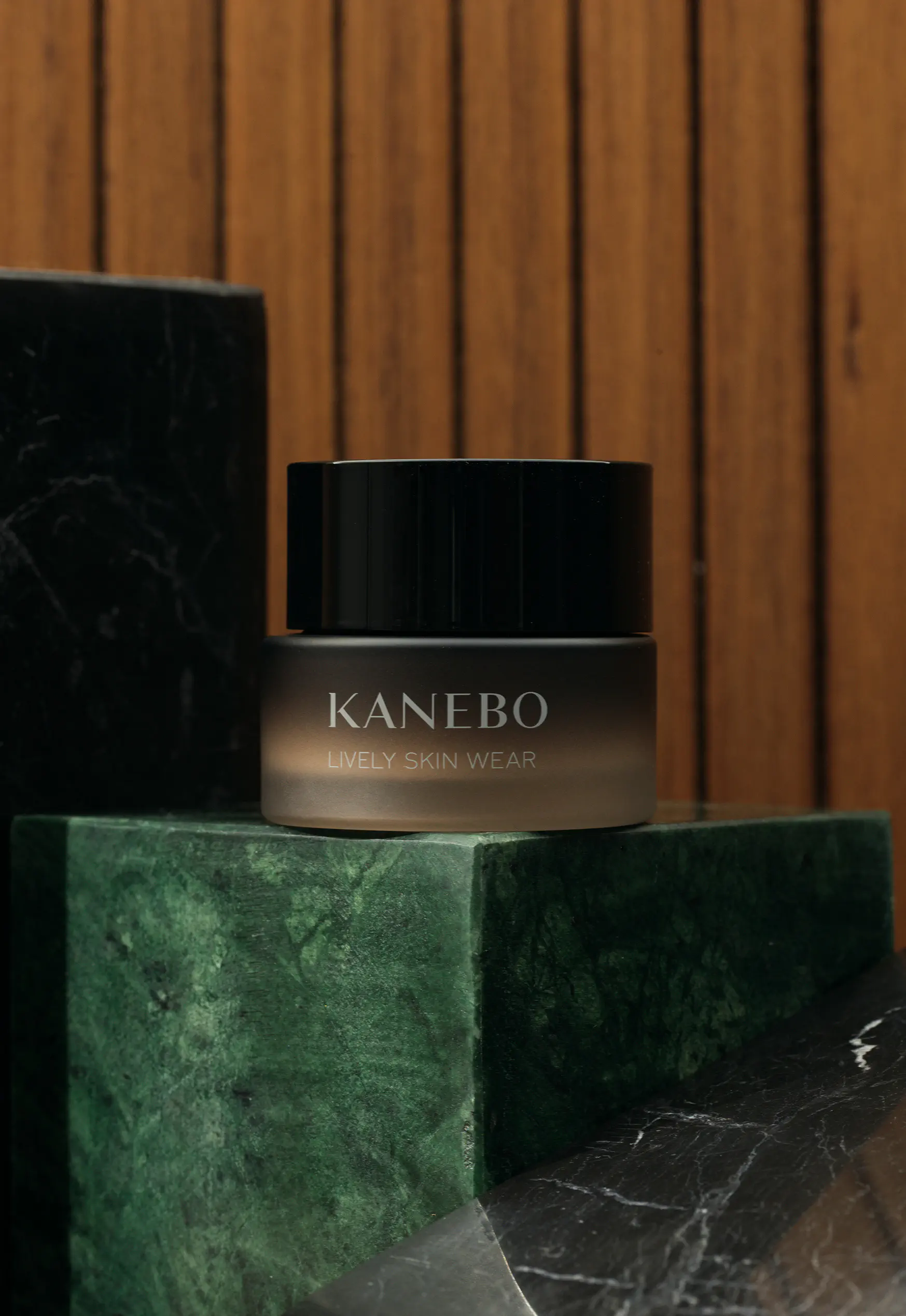 ライブリースキン　ウェア